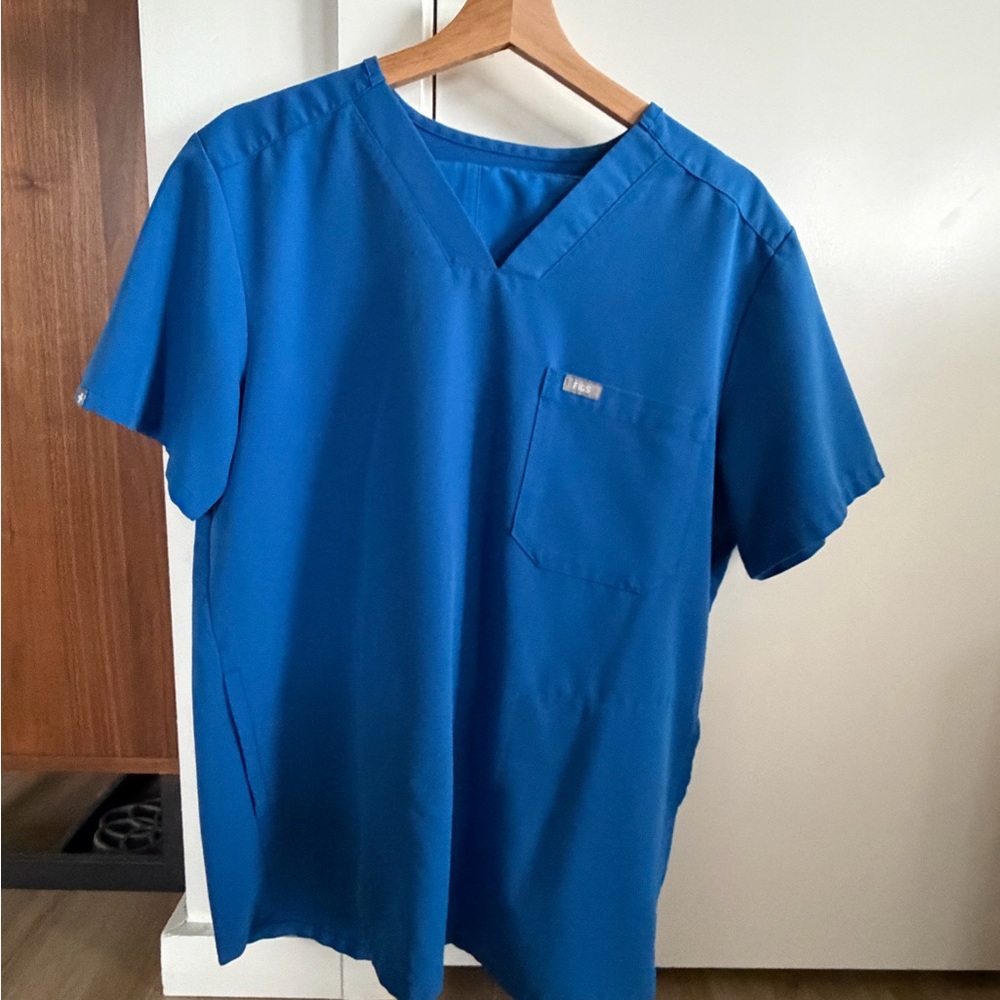 Figs Men Small Scrub Set